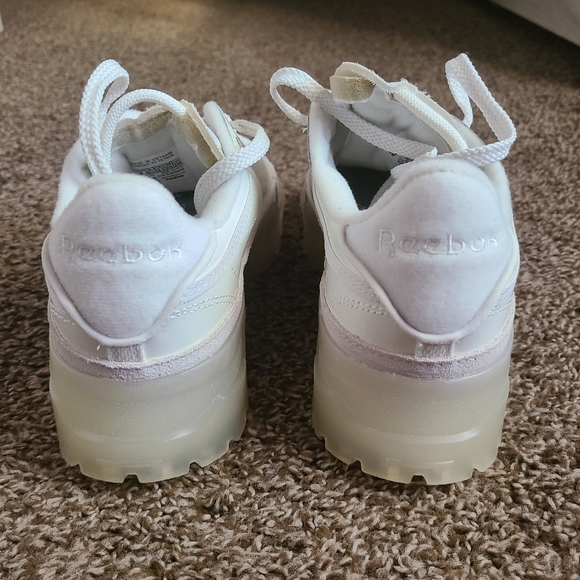 Shoes - Picture 5 of 5